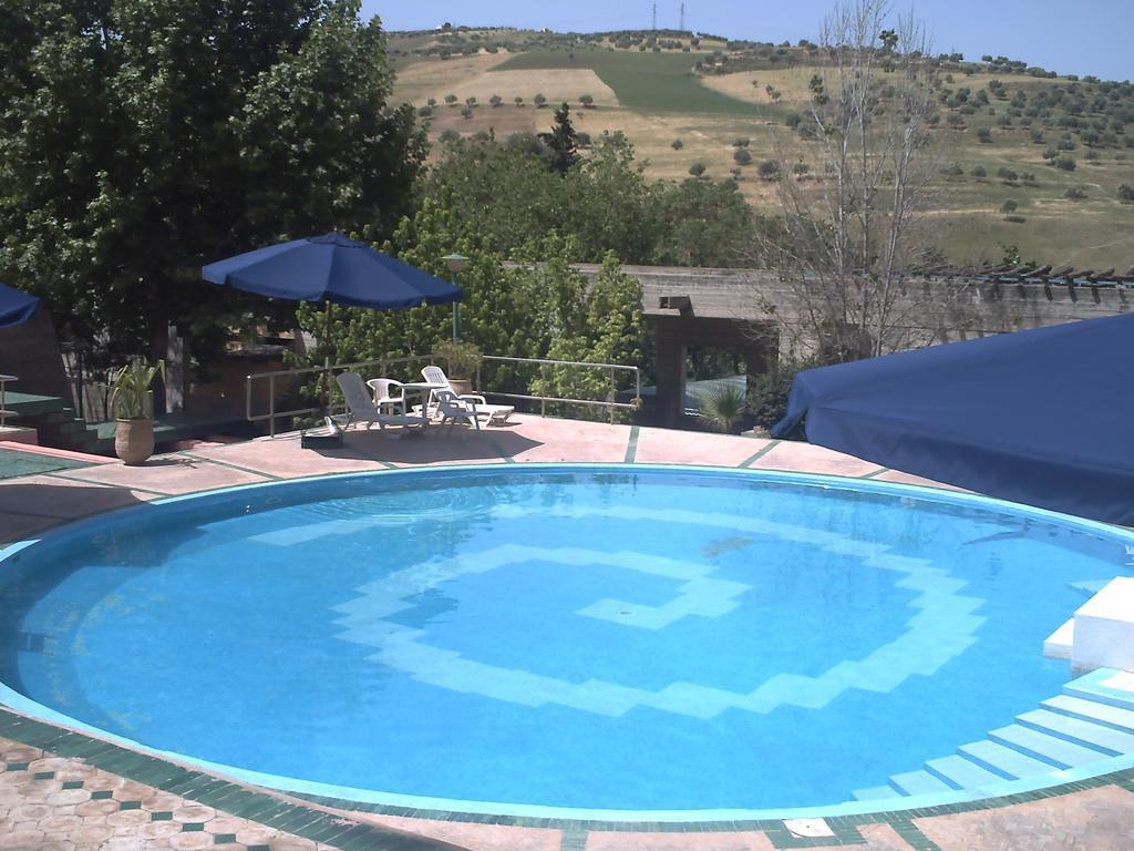 Sidi Harazem Hotel Bagian luar foto