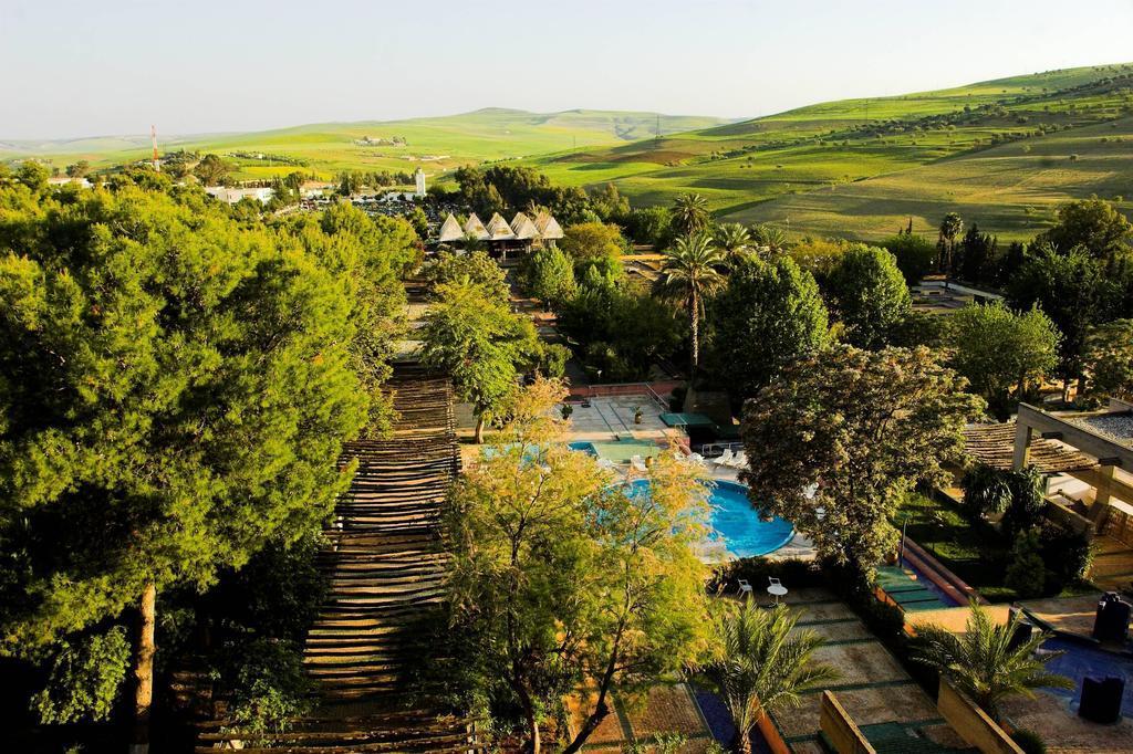Sidi Harazem Hotel Bagian luar foto