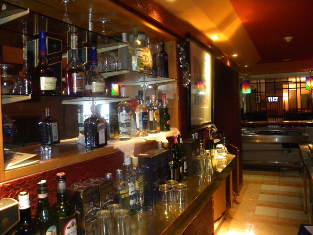 Sidi Harazem Hotel Bagian luar foto